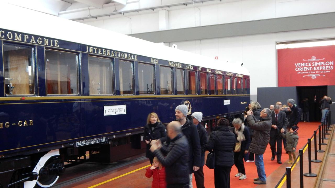 Orient Express a Livorno, in 5mila in visita sul treno emblema del lusso della Belle Epoque