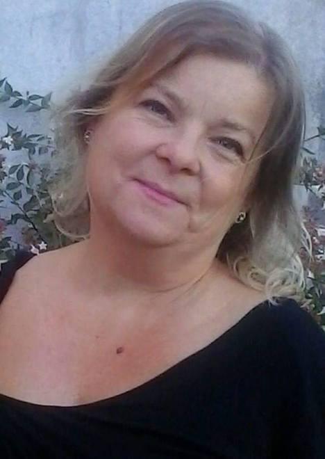 Muore parrucchiera di 58 anni: "Aveva un sorriso per tutti"