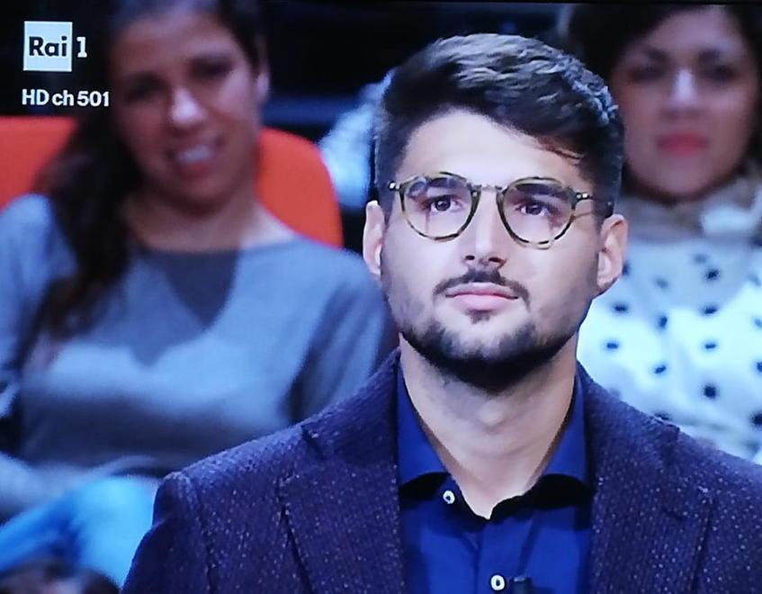 Giovane studente e arbitro di calcio vince 32mila euro in tivù da Amadeus 