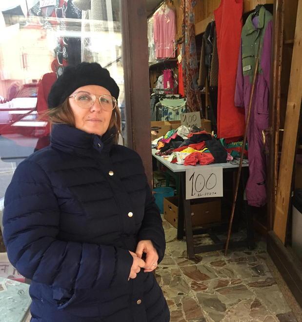 Colpiti tre negozi di via Garibaldi e un parrucchiere 