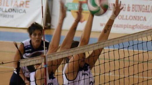 «Troppe parole, poco gioco» Follonica rinunciataria travolta dal Santa Croce