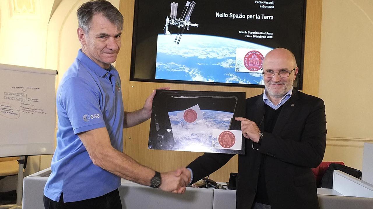 Una lezione con la testa... tra le stelle, grazie a Nespoli