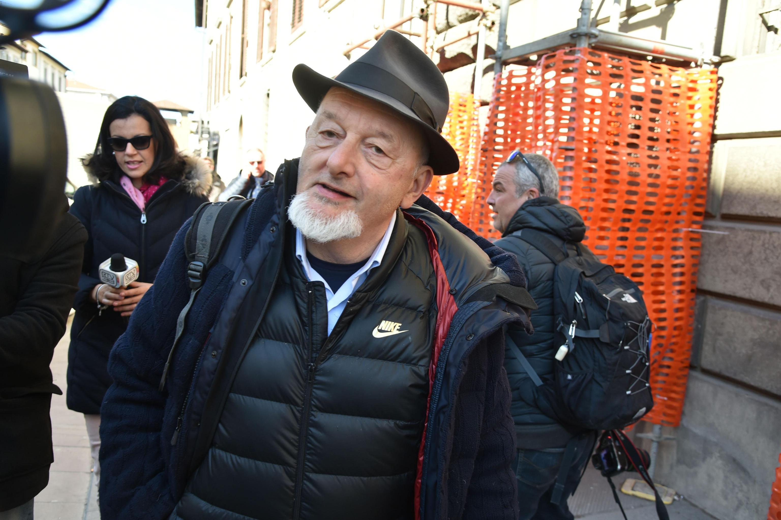 I Renzi al Gip: "Non amministriamo più niente". Ma il pm si oppone alla revoca dei domiciliari