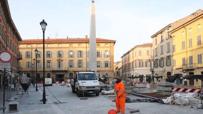 Chiusa da ieri piazza Roversi Domani cambia anche Gioberti