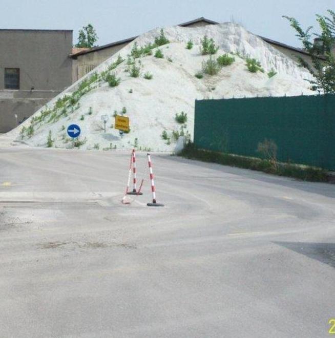 Un grido di allarme per i 50 lavoratori di Emiliana Rottami