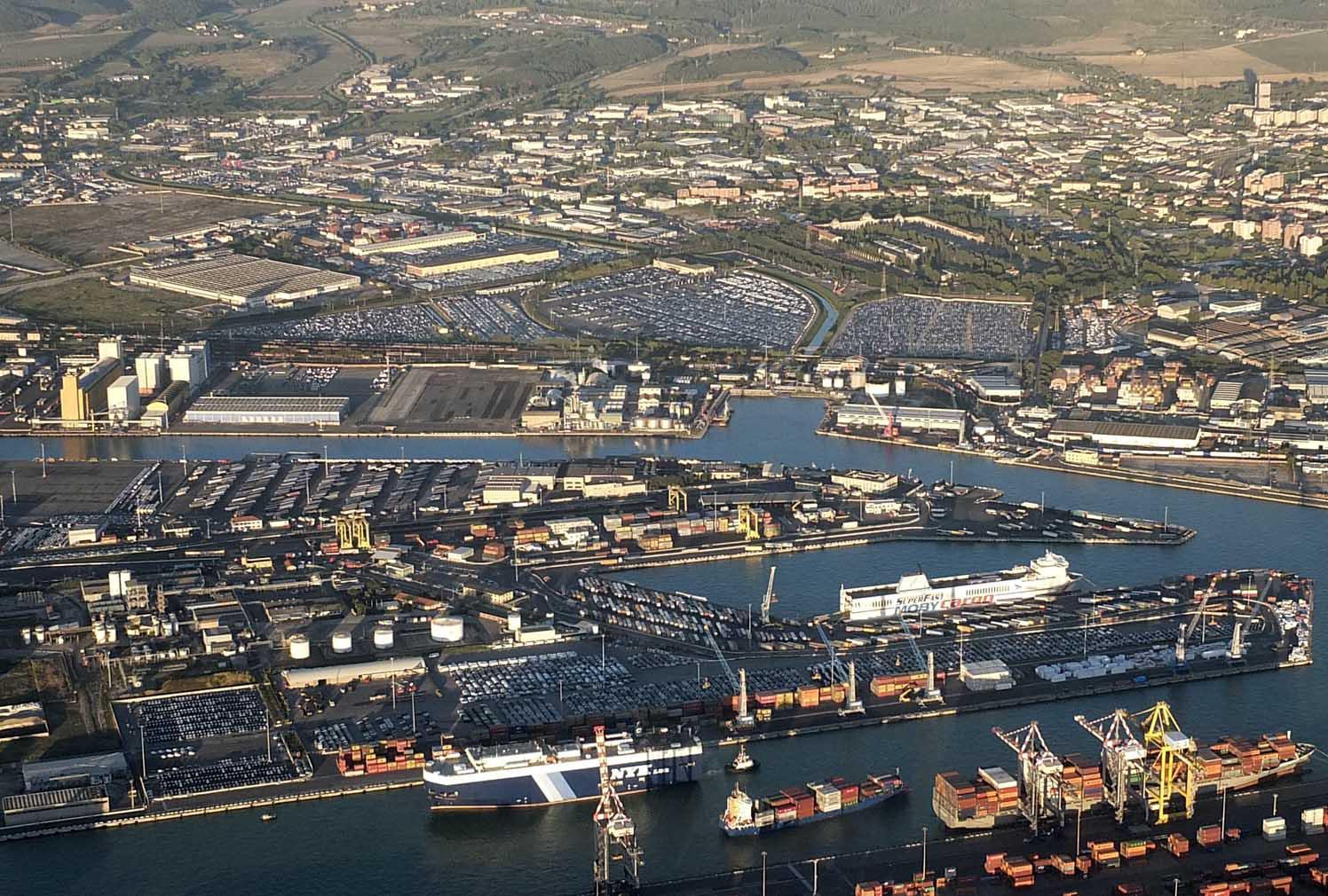 Aiuti per 10 milioni sfumati a Livorno per colpa della burocrazia 