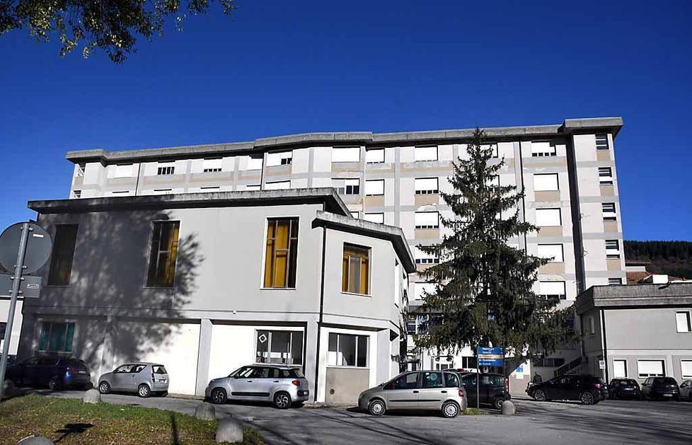 «Mio padre ridotto a vegetale», una famiglia accusa l’ospedale 