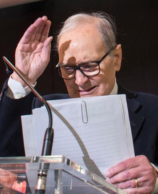 Diploma ad honorem in arti visive Tutti in piedi per Ennio Morricone 