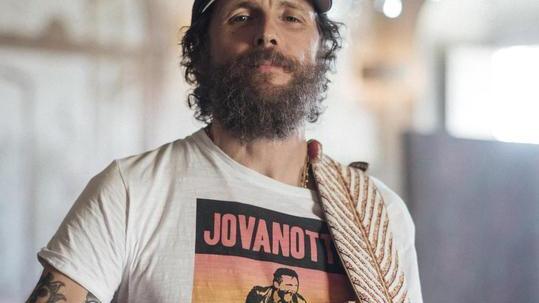 Jovanotti cerca coppie da sposare ai suoi concerti