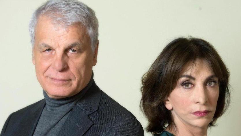“Piccoli crimini coniugali” in scena al Teatro del Giglio