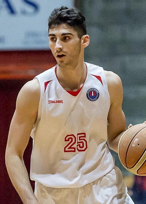 Il baby prodigio sparisce dalla partita 