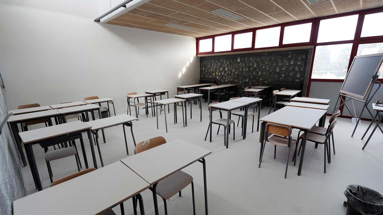 Un preside su tre in pensione a settembre Il provveditore: «Rischiamo il collasso»