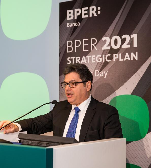 Bper, entro il 2021 utile a 450 milioni e 1.300 esuberi fra i dipendenti 