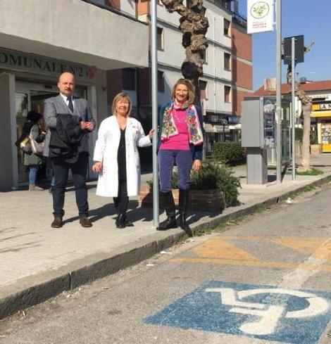 Stalli per disabili davanti alle Farmacie 