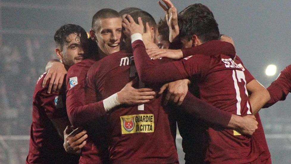 Fermi tutti, ci pensa il Pinza «Voglio un gol da tre punti»