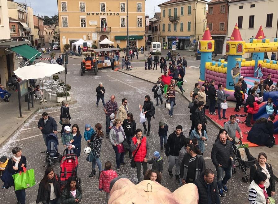 Domani i bimbi in sala 2000 e cena finale a cura dello Ial