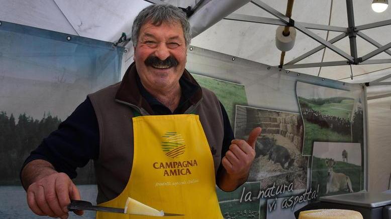 In centro storico arrivano i sapori internazionali E intanto fioccano le multe