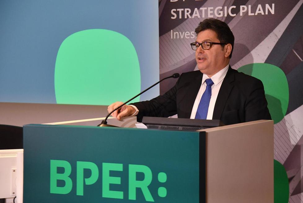 Bper, utile a 450 milioni di euro annunciati anche 1.300 esuberi 