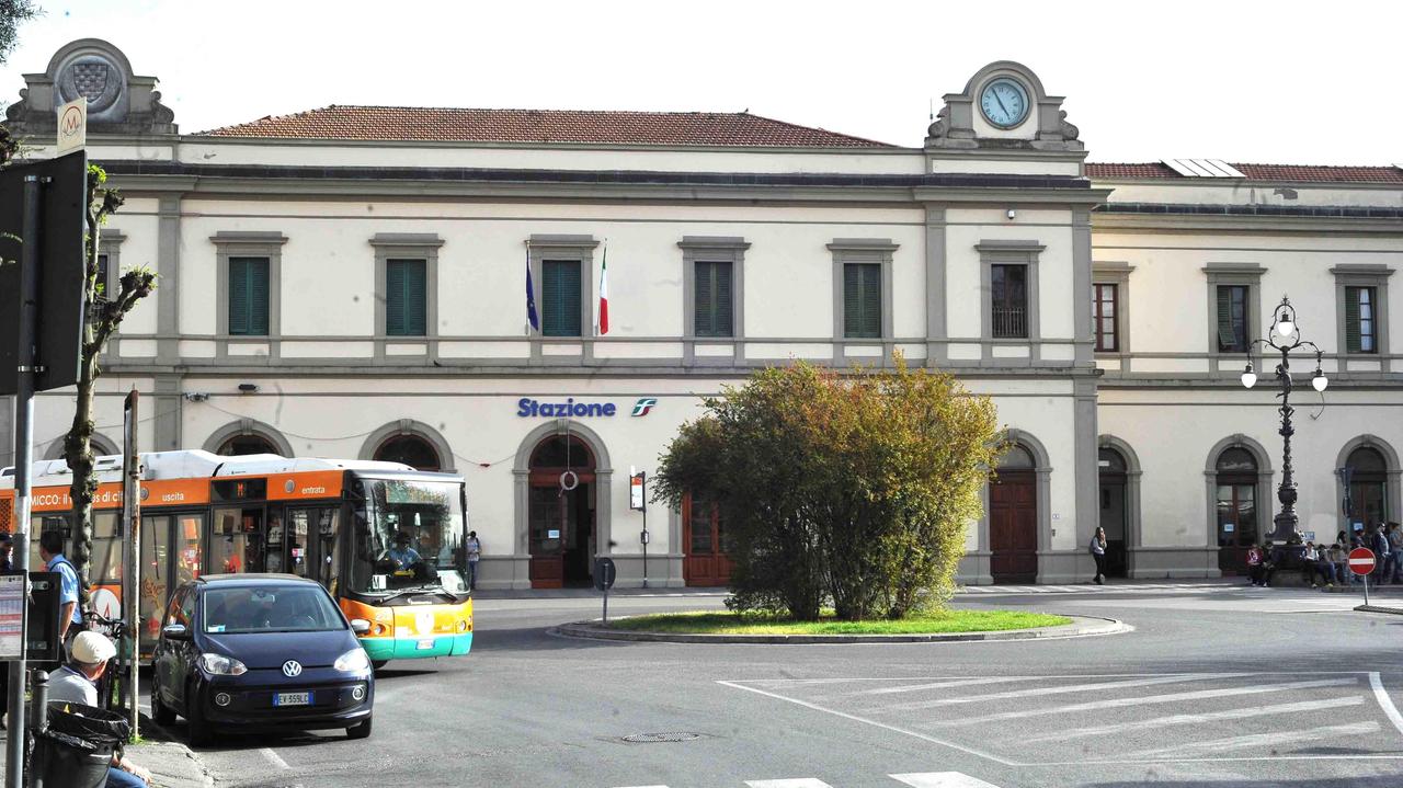 Sarà l’anno del parcheggio alla stazione. Il Comune attende la chiamata delle Fs