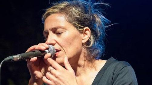 Letizia, la bimba che sognava i treni ora dà voce alla musica dei Malamanera
