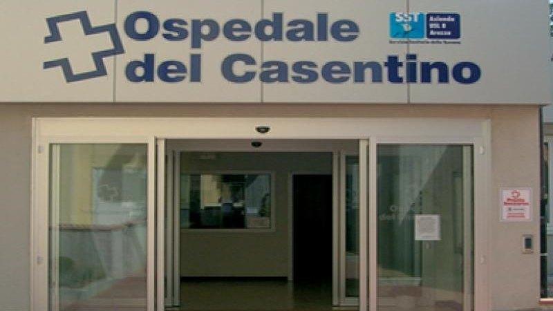 Muore a 49 anni al pronto soccorso: l'ipotesi di un'infezione batterica