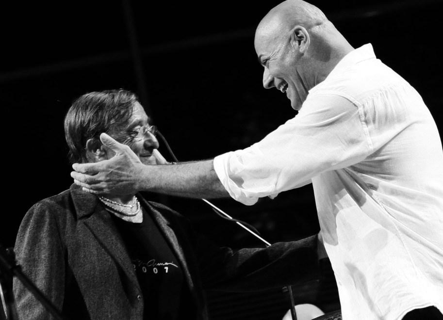 Modena e Carpi, buon compleanno Dalla: due concerti celebrano un gigante della musica 