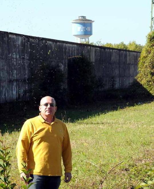 Nella zona industriale la pulizia è “fai da te” 