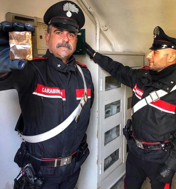 Droga nella cassetta delle lettere, arrestato 48enne