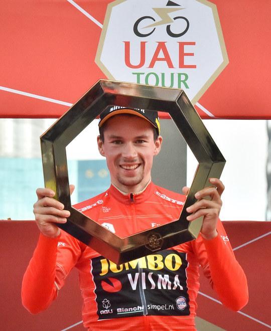 Roglic è il re del Dubai tour Viviani soltanto quinto 
