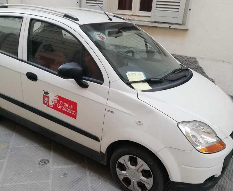 Municipale multa 3 auto comunali