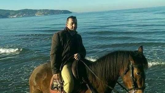 Stroncato da un malore commerciante cinquantenne