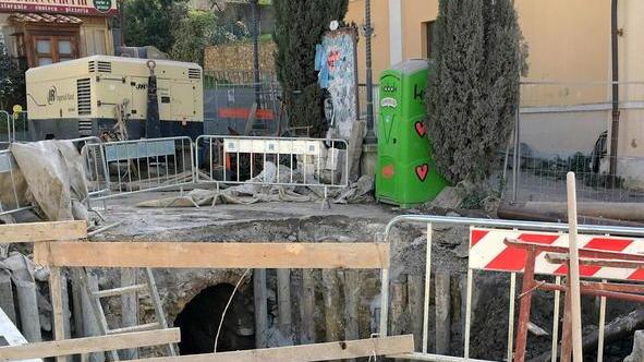 I ritardi sono causati da procedure farraginose ma entro maggio finiamo