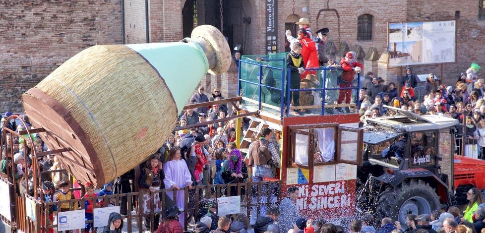 Festa di Carnevale Tutti in maschera con gli “Zingari” 