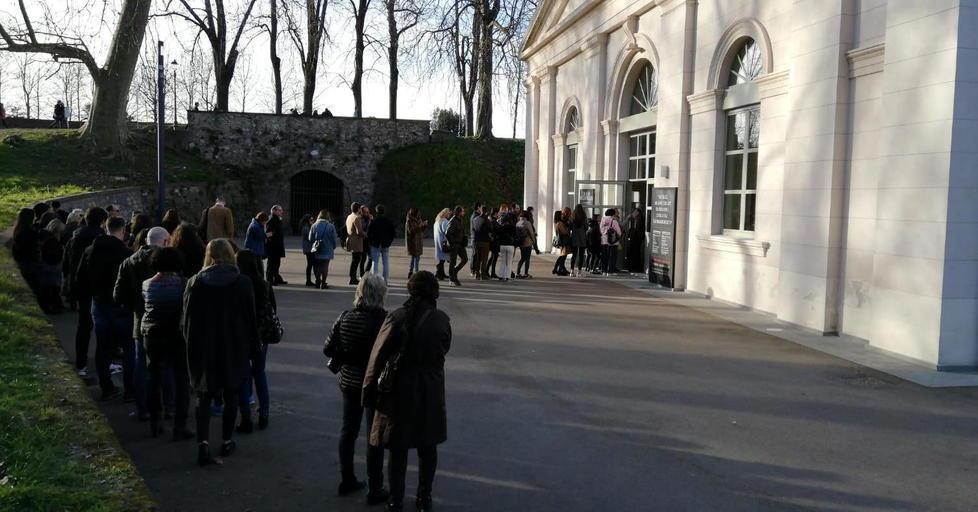 In fila per il Museo della Follia