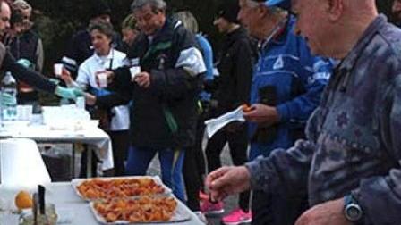 La passeggiata di Vorno fa il record: in 1.738 sono arrivati sui Monti Pisani