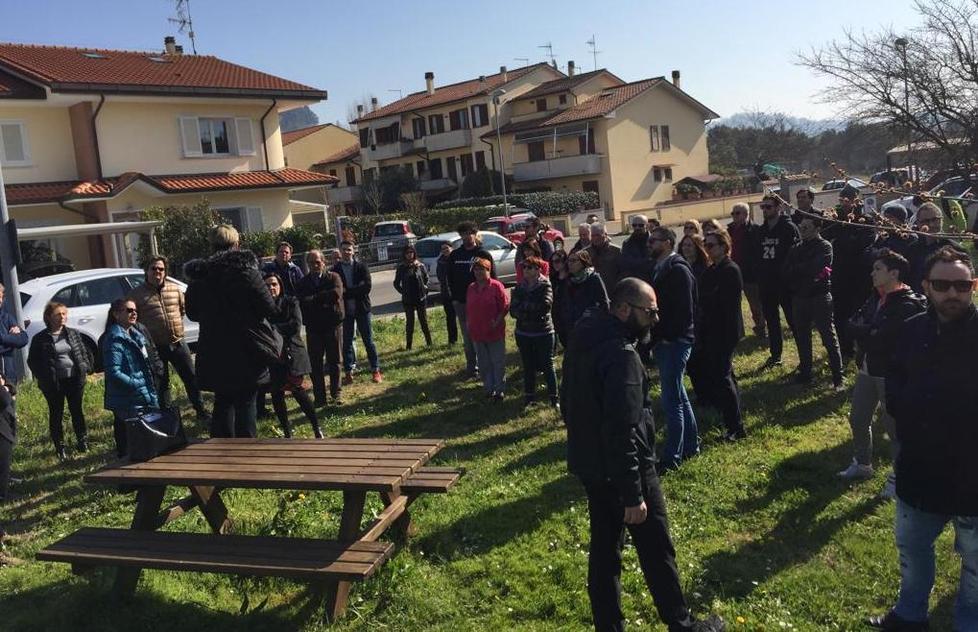 «Chiediamo le telecamere al Comune contro i furti» 