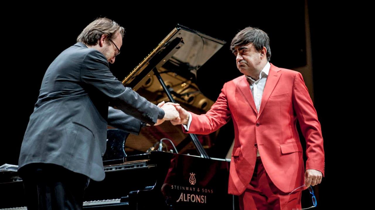 Elio si esibirà in concerto il 23 marzo al Metastasio di Prato