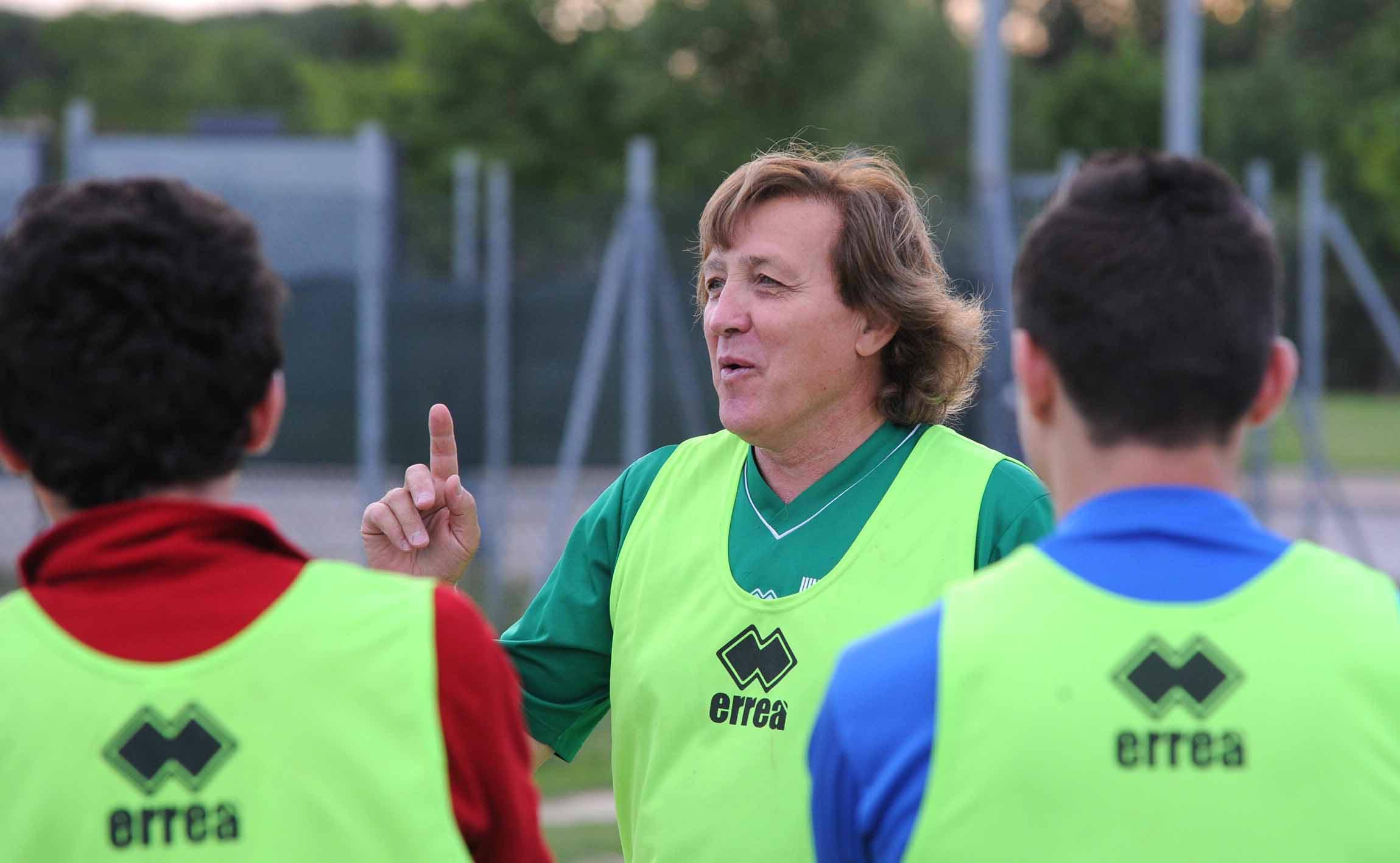 Roberto Badiani oggi allena le giovanili dell'Aglianese (Foto Gori)