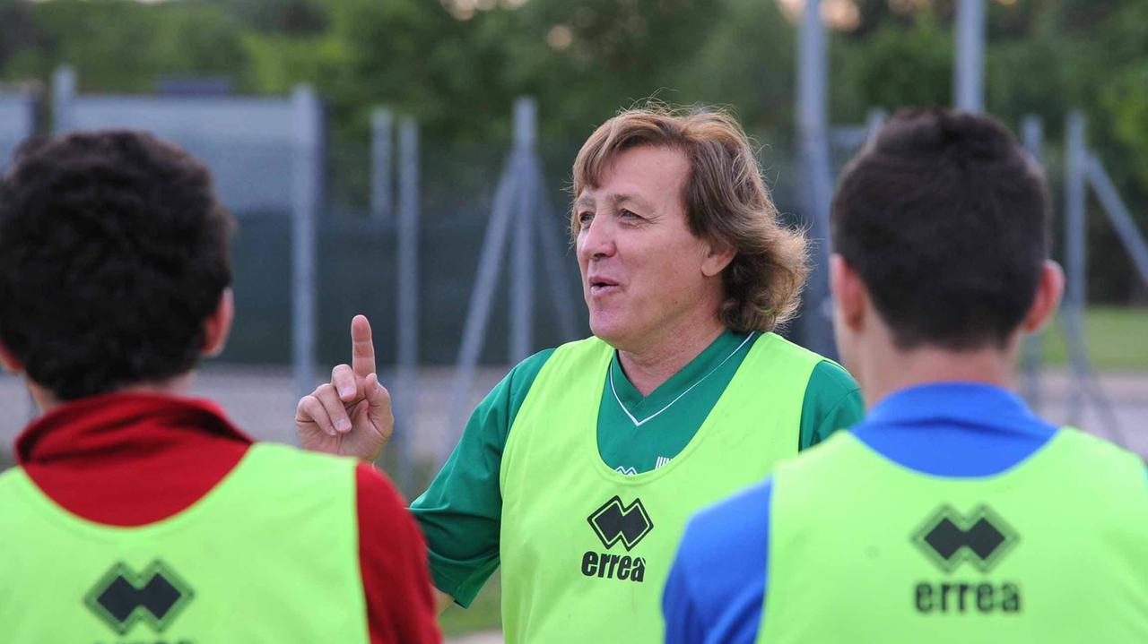 Roberto Badiani oggi allena le giovanili dell'Aglianese (Foto Gori)