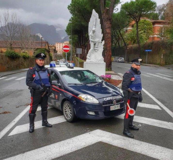 In casa spunta una carabina Ottantenne finisce nei guai 