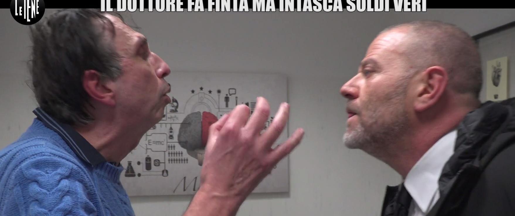 Finti esami e soldi a nero: indagato il medico “inchiodato” dalle Iene