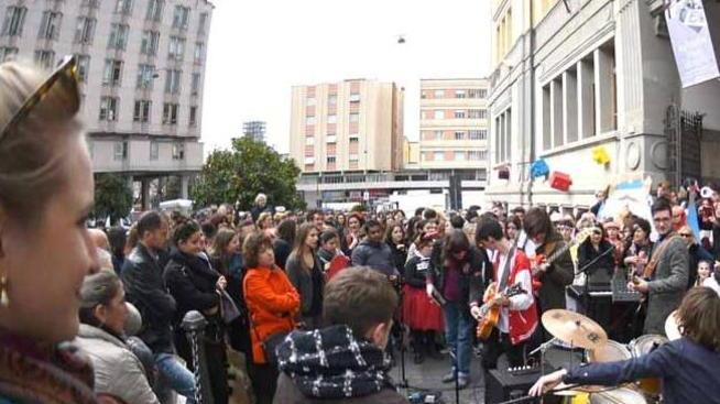 E i “The M” dopo Italia’s got talent incantano anche a scuola
