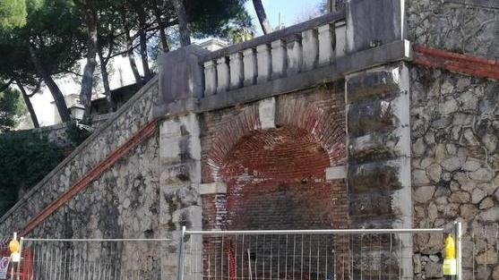 Al via i lavori alla scalinata tra via Roma e via Rosselli