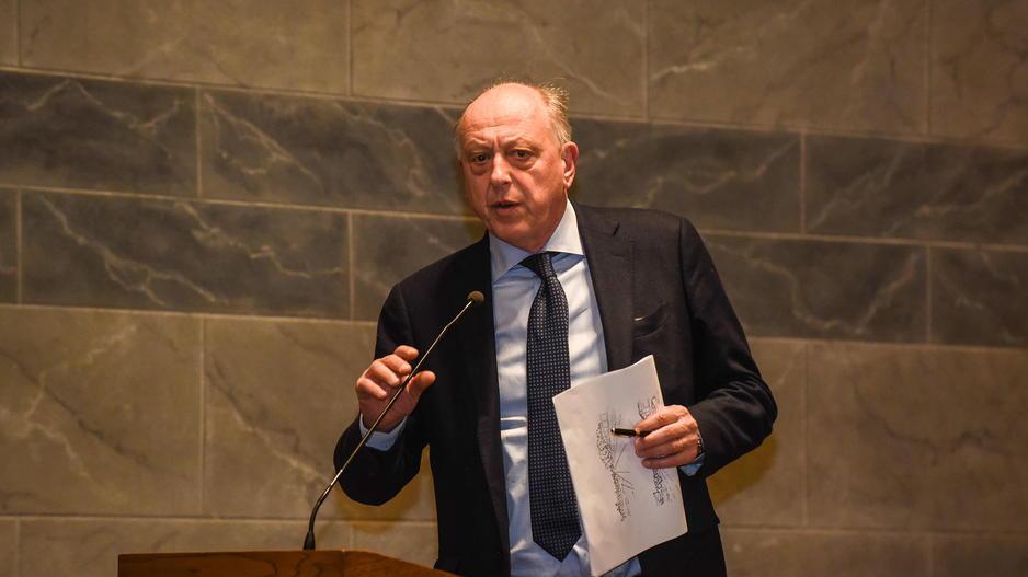 Menesini non partecipa: «Incontro inutile» Tambellini: «Immobilismo della Provincia»