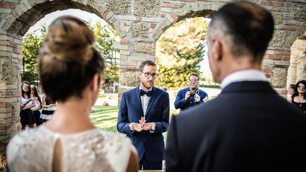 Boom dei matrimoni civili nella cornice del tufo