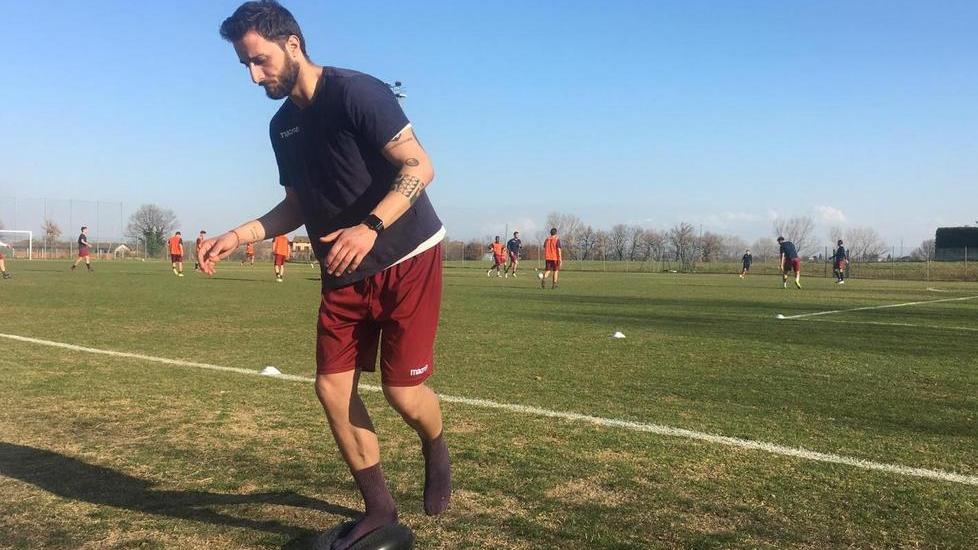 Rozzio riprende a correre a tre mesi dall’infortunio Alvitrez ancora a parte