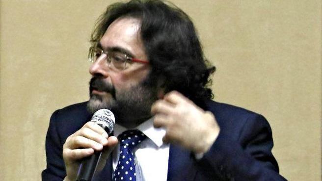 Il segretario dell’Authority Massimo Provinciali, ora interdetto per un anno da Palazzo Rosciano