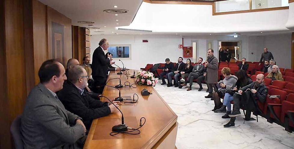 Riapre il Centro Congressi Polemica Pd-Lega sui meriti 
