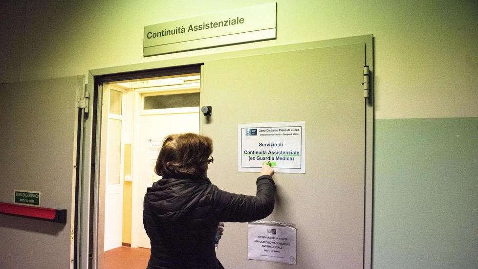 Guardie mediche aggredite Una scatola le proteggerà