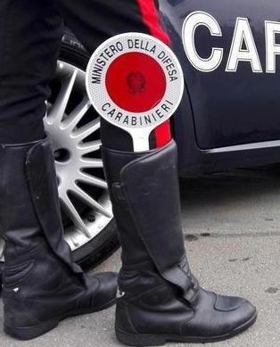 Arrestato per la lite nel bar se la prende con i carabinieri 
